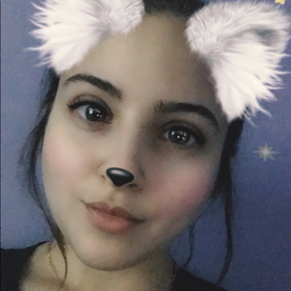 Meet your Posher, Kelly